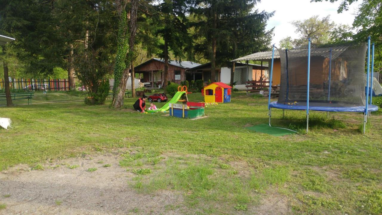 Къща За Гости Дъга Cherni Osum Exterior photo