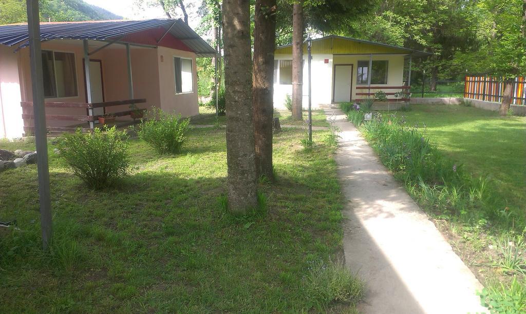 Къща За Гости Дъга Cherni Osum Exterior photo